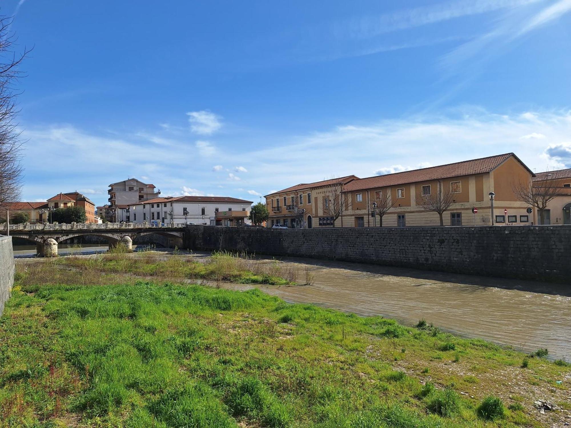 Portella Delle Fate Sora Luaran gambar